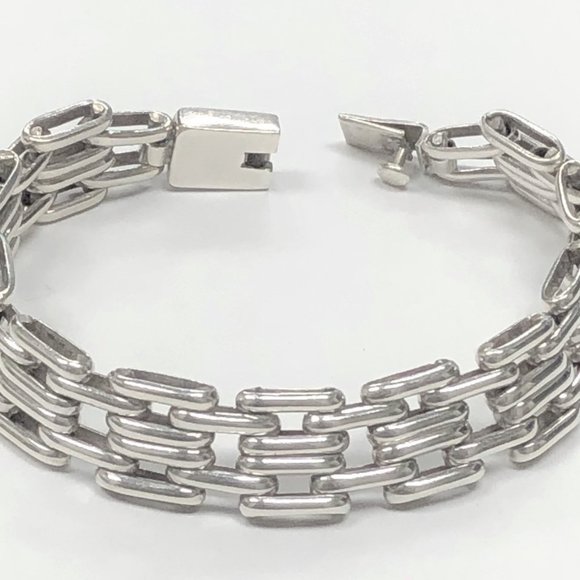 38 Gram Sterling Silver Bracelet - Picture 1 of 4